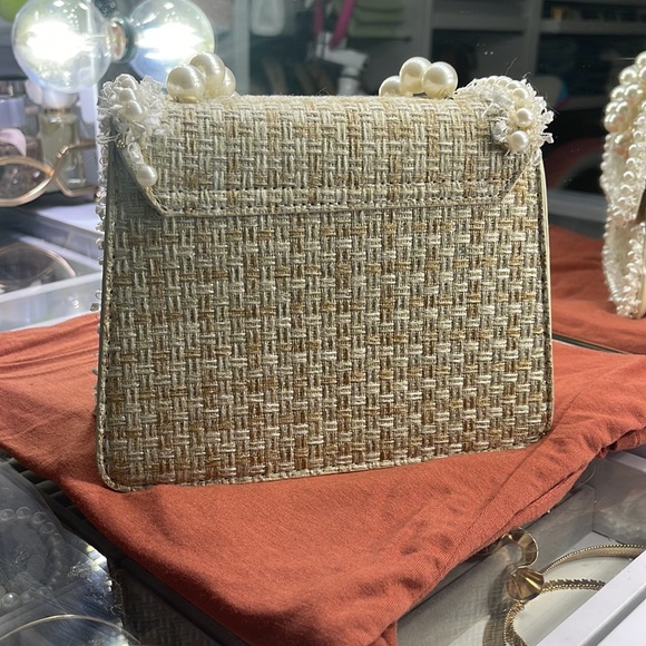 Cream and tan small purse - Picture 3 of 4